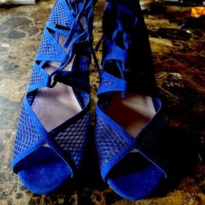 Nine West royal blue heels